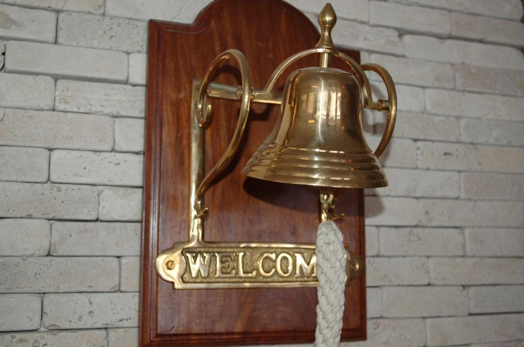 סאפראנבולו Diamond Park Hotel מראה חיצוני תמונה