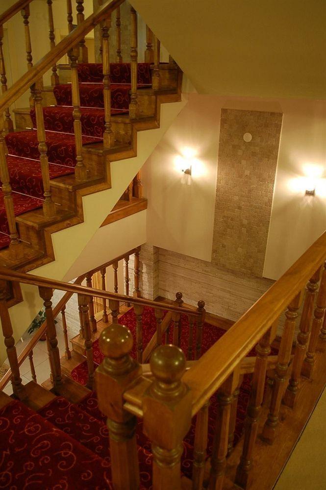 סאפראנבולו Diamond Park Hotel מראה חיצוני תמונה