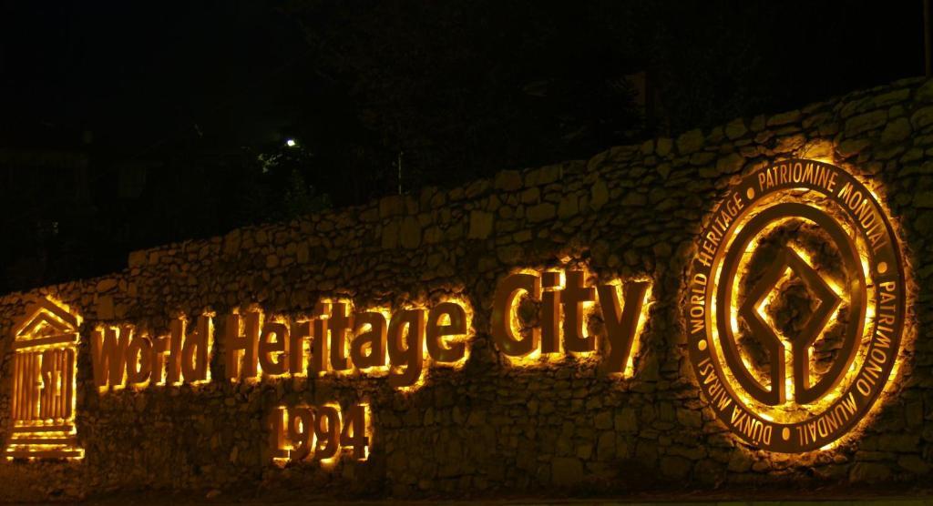 סאפראנבולו Diamond Park Hotel מראה חיצוני תמונה
