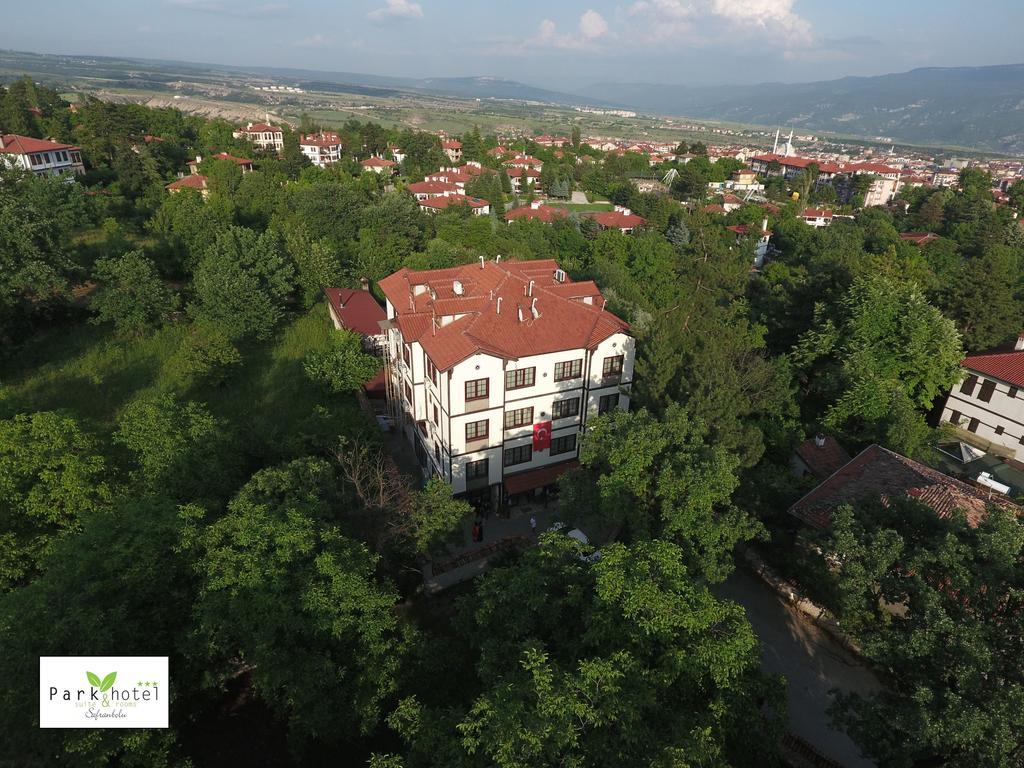 סאפראנבולו Diamond Park Hotel מראה חיצוני תמונה