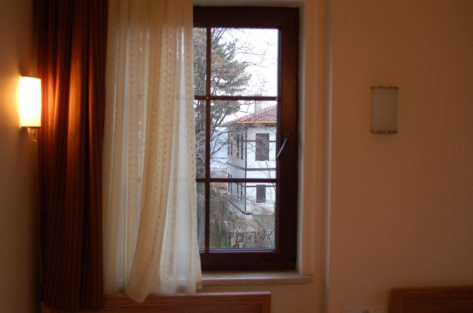 סאפראנבולו Diamond Park Hotel מראה חיצוני תמונה