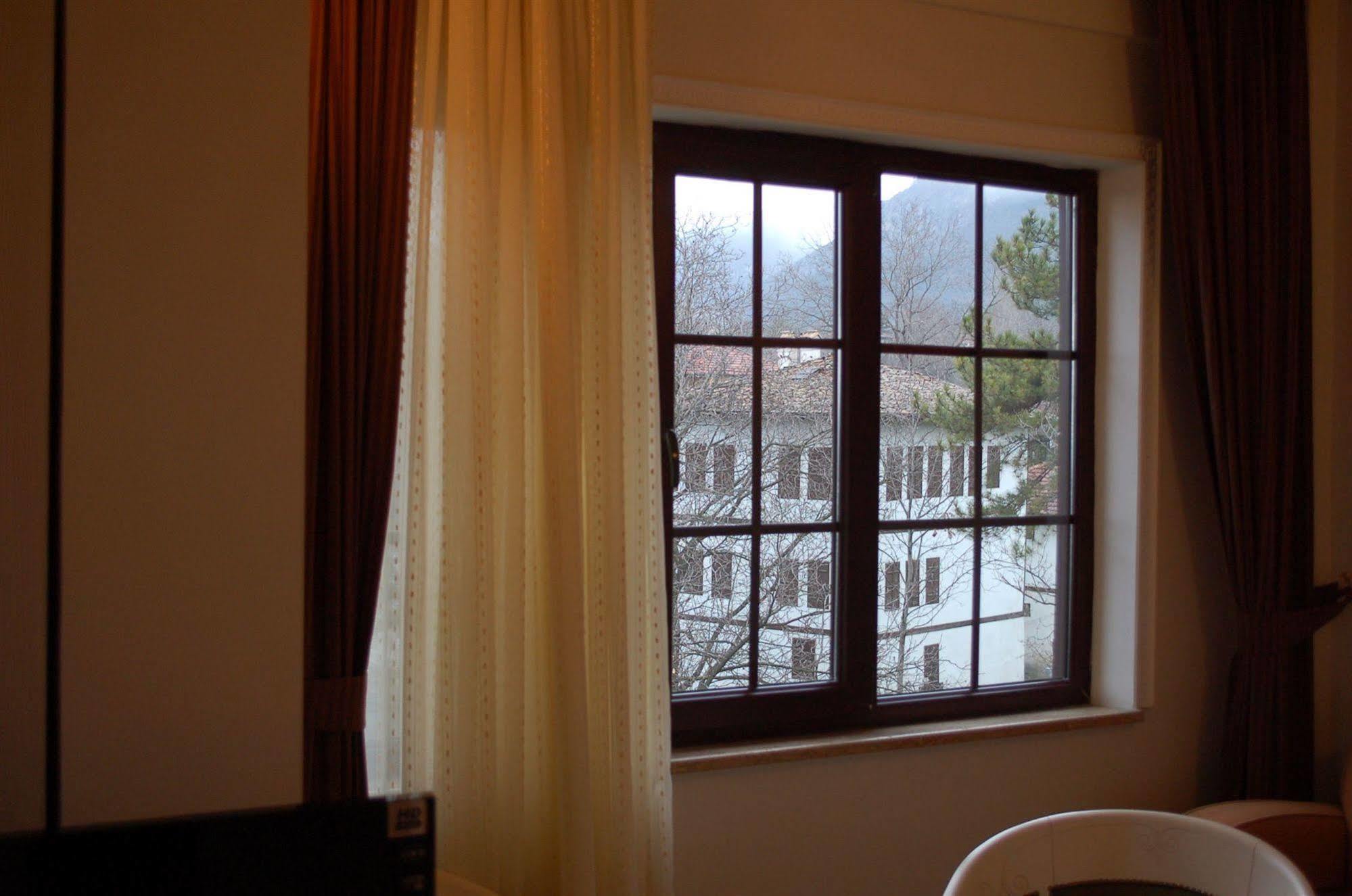 סאפראנבולו Diamond Park Hotel מראה חיצוני תמונה