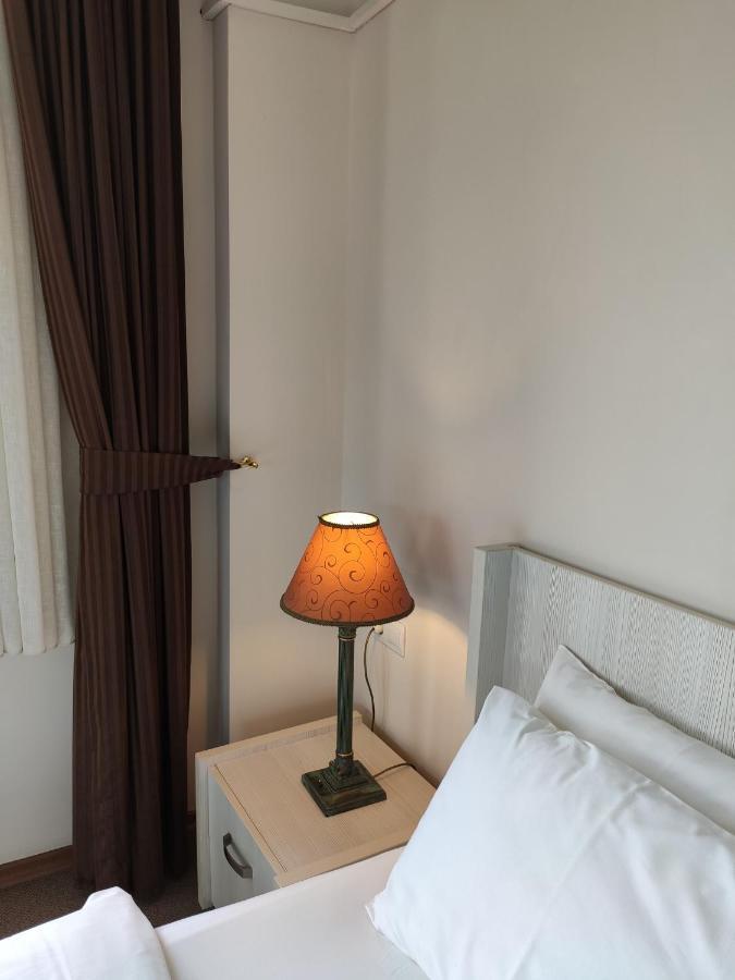 סאפראנבולו Diamond Park Hotel מראה חיצוני תמונה