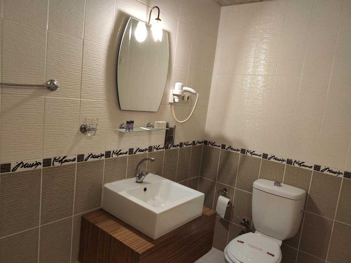 סאפראנבולו Diamond Park Hotel מראה חיצוני תמונה